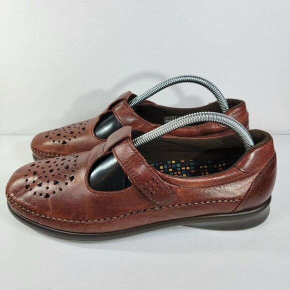 SAS Womens Sz 10.5N Willow Chestnut Brown Mary Jane Cutout Moccasin Loafers - Picture 1 of 7